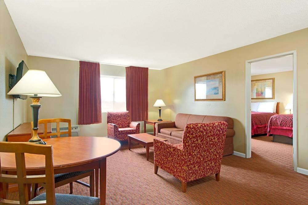 Days Inn By Wyndham St. Louis/Westport Mo Maryland Heights Kültér fotó